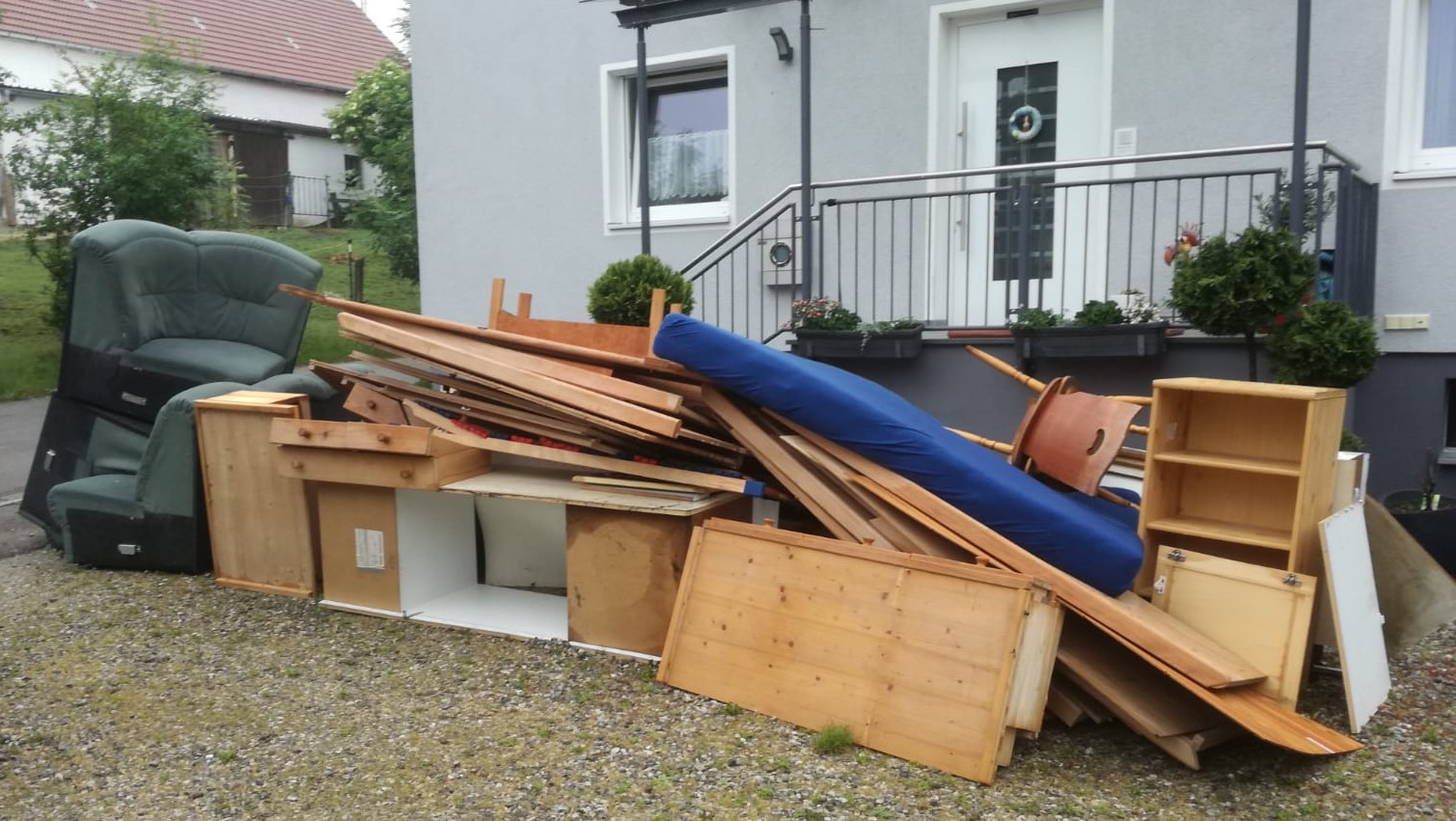 Leistungen 5 Sperrmuellhaufen